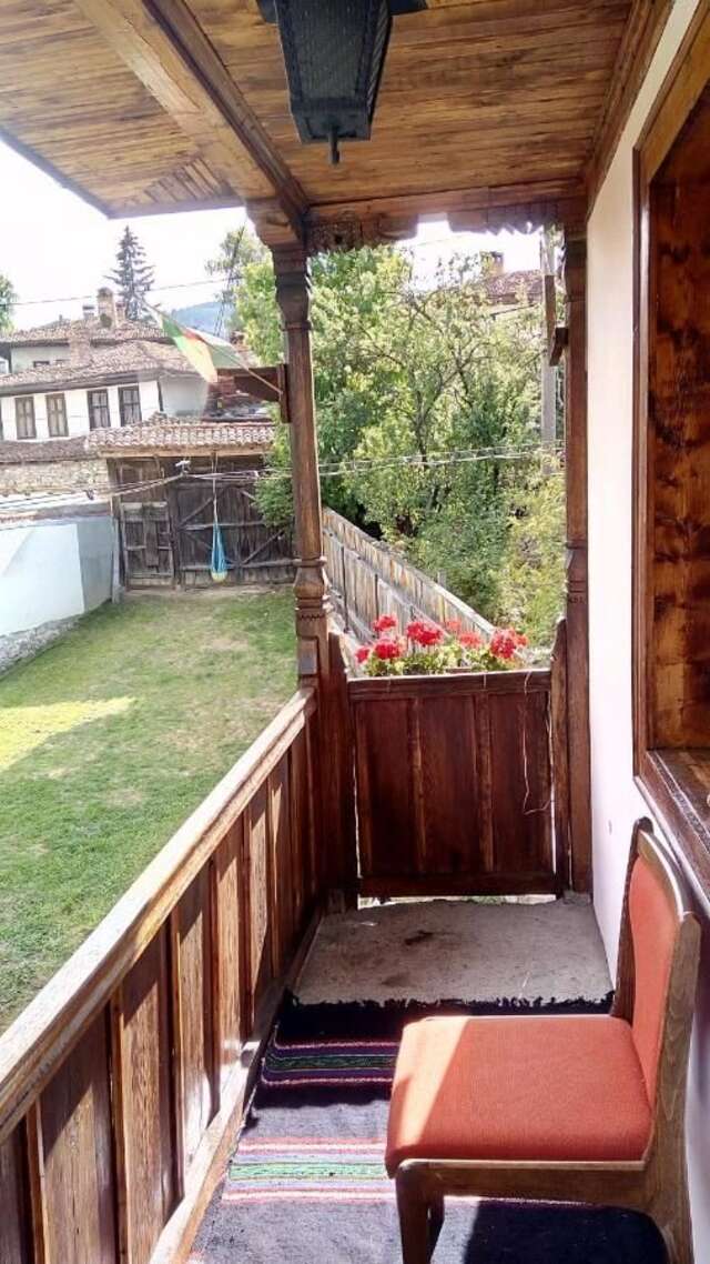 Дома для отпуска Villa Lyutovi Holiday Home Копривштица-33